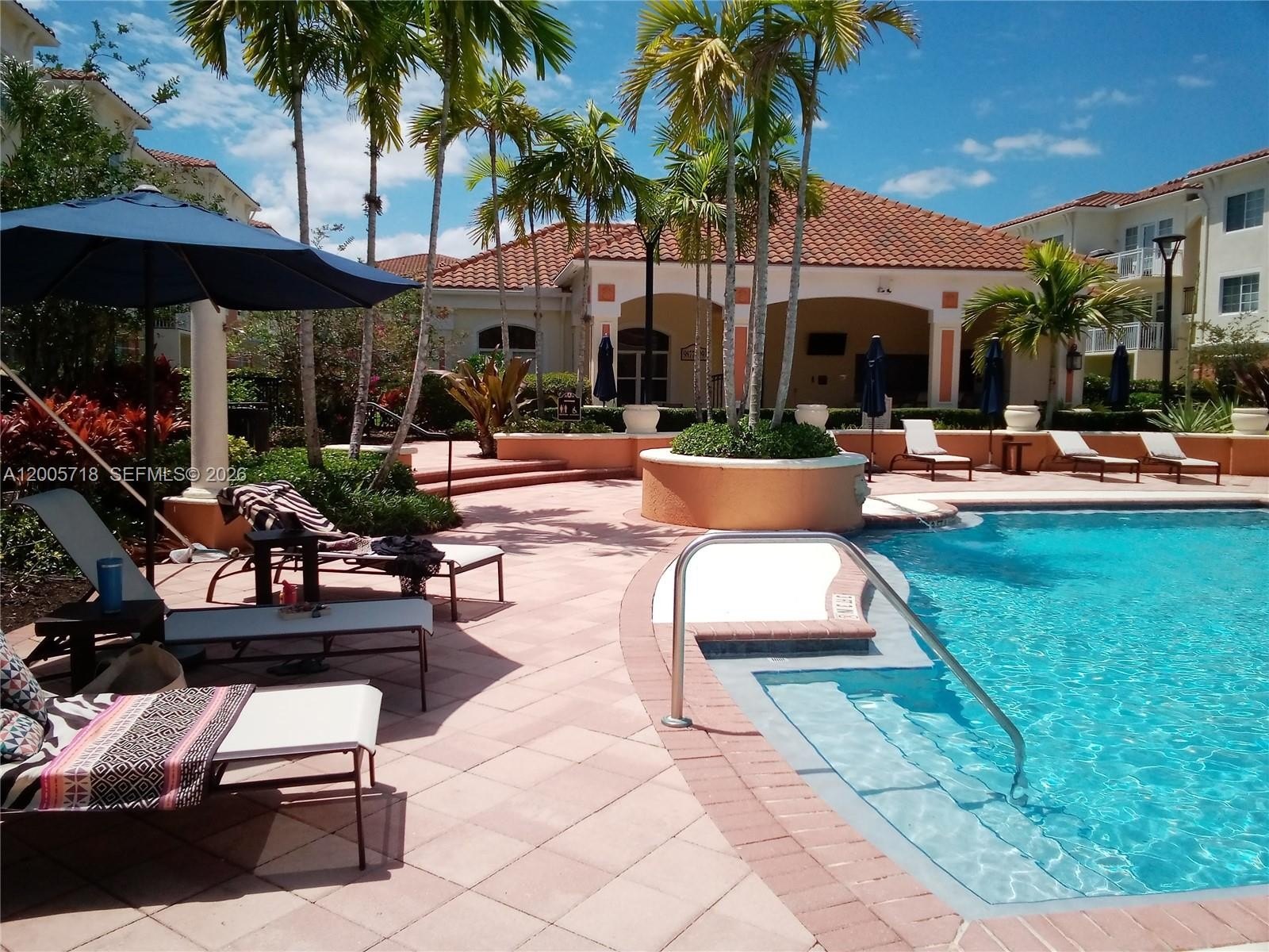 Condo 2BR 2BA - 9845 Baywinds Dr, West Palm Beach, FL