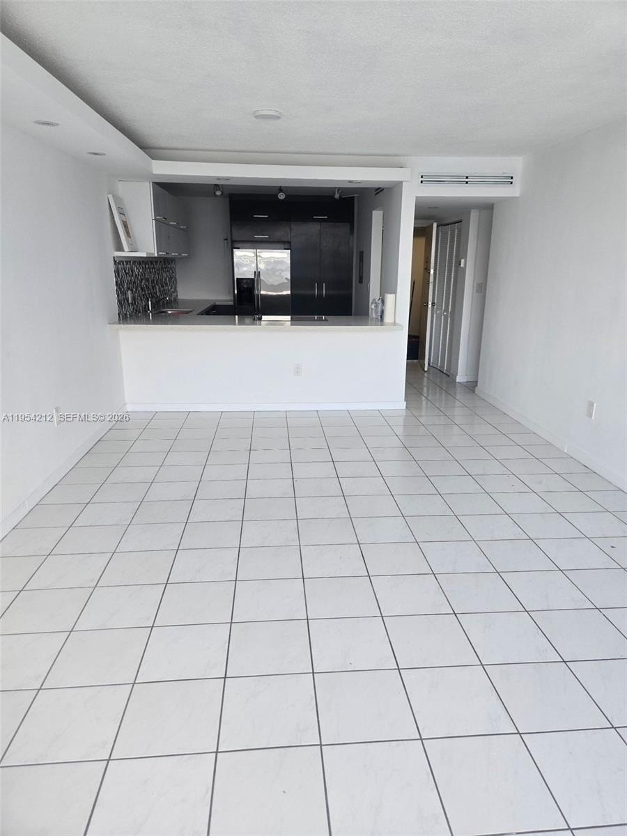 Condo 1BR 2BA - 1301 NE Miami Gardens Dr, Miami, FL