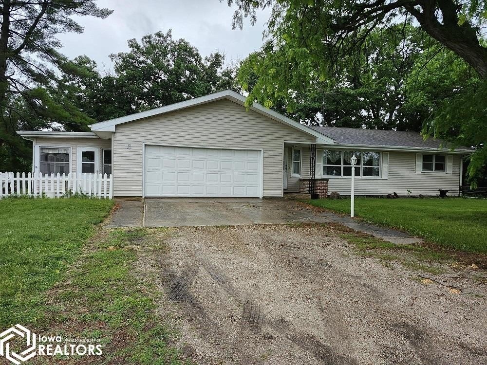 2 Berkhimer Dr  