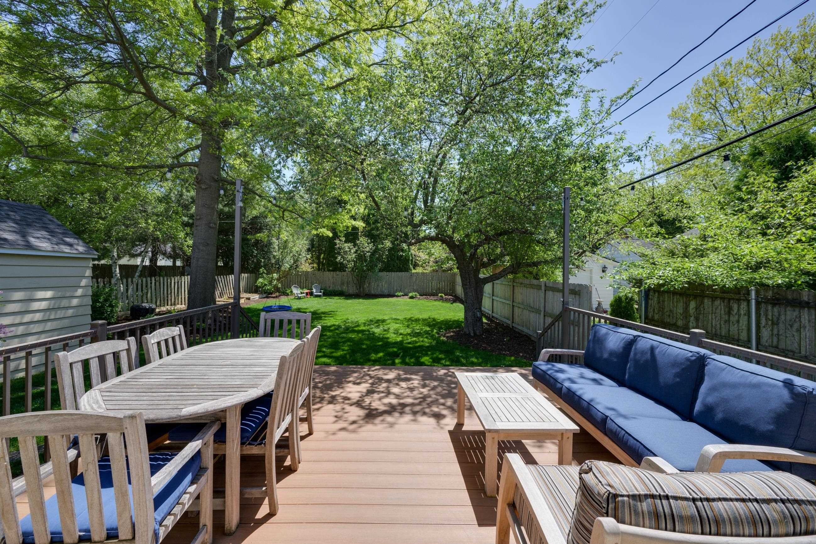 Single Family 4BR 3BA - 13 Oxford Place, Madison, WI