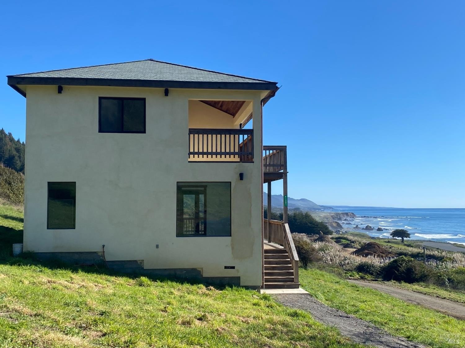 Single Family 2BR 3BA - 41301 Seascape Drive, Westport, CA