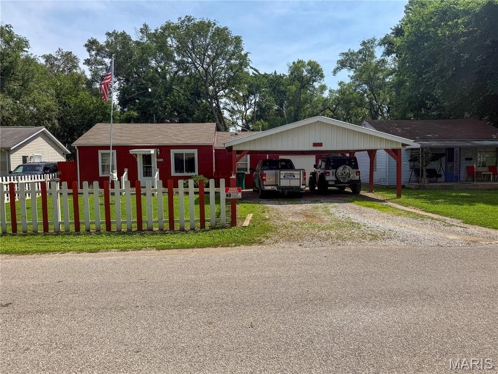Single Family 2BR 1BA - 1207 Richard Drive, Cahokia, IL