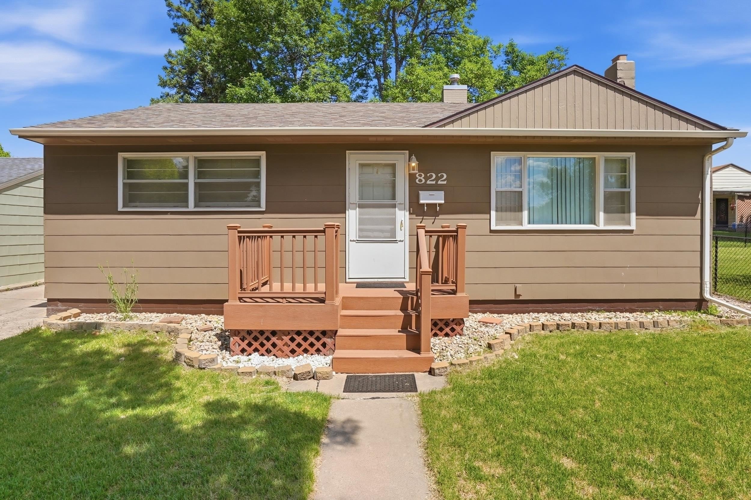 Single Family 4BR 2BA - 822 N 10th Street, Spearfish, SD