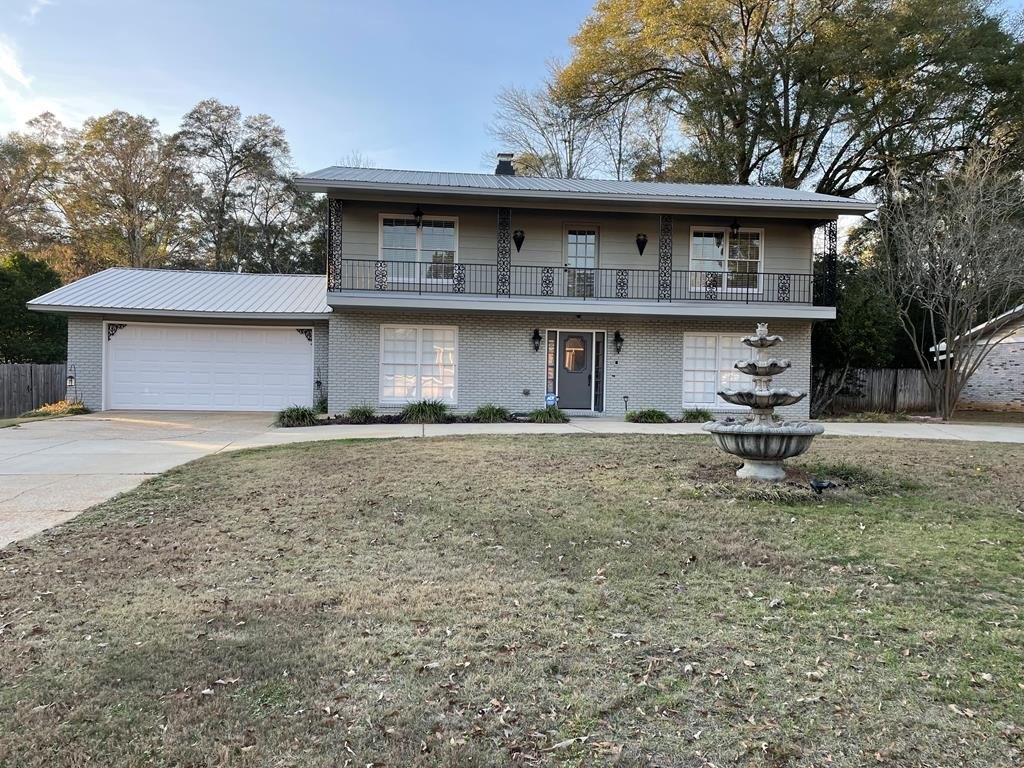 Single Family 4BR 3BA - 3803 Quail Creek Dr., Dothan, AL