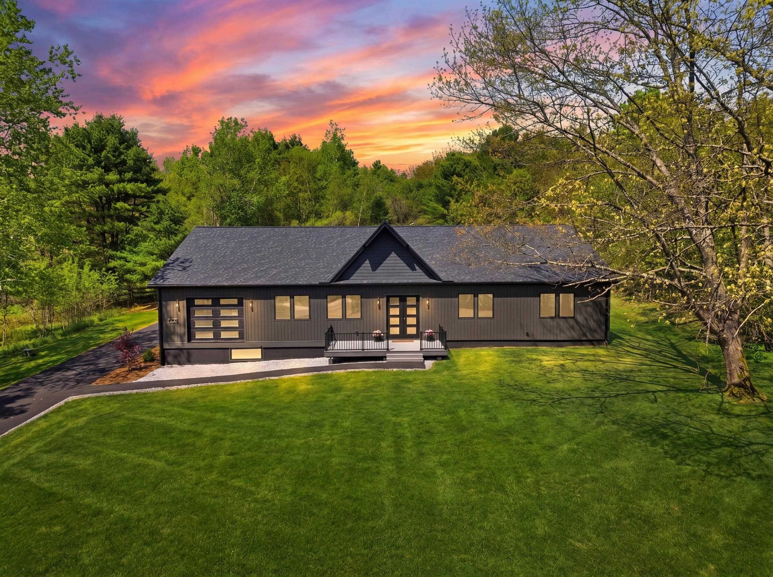 Single Family 2BR 3BA - 246 Jamestown Road, Belmont, NH