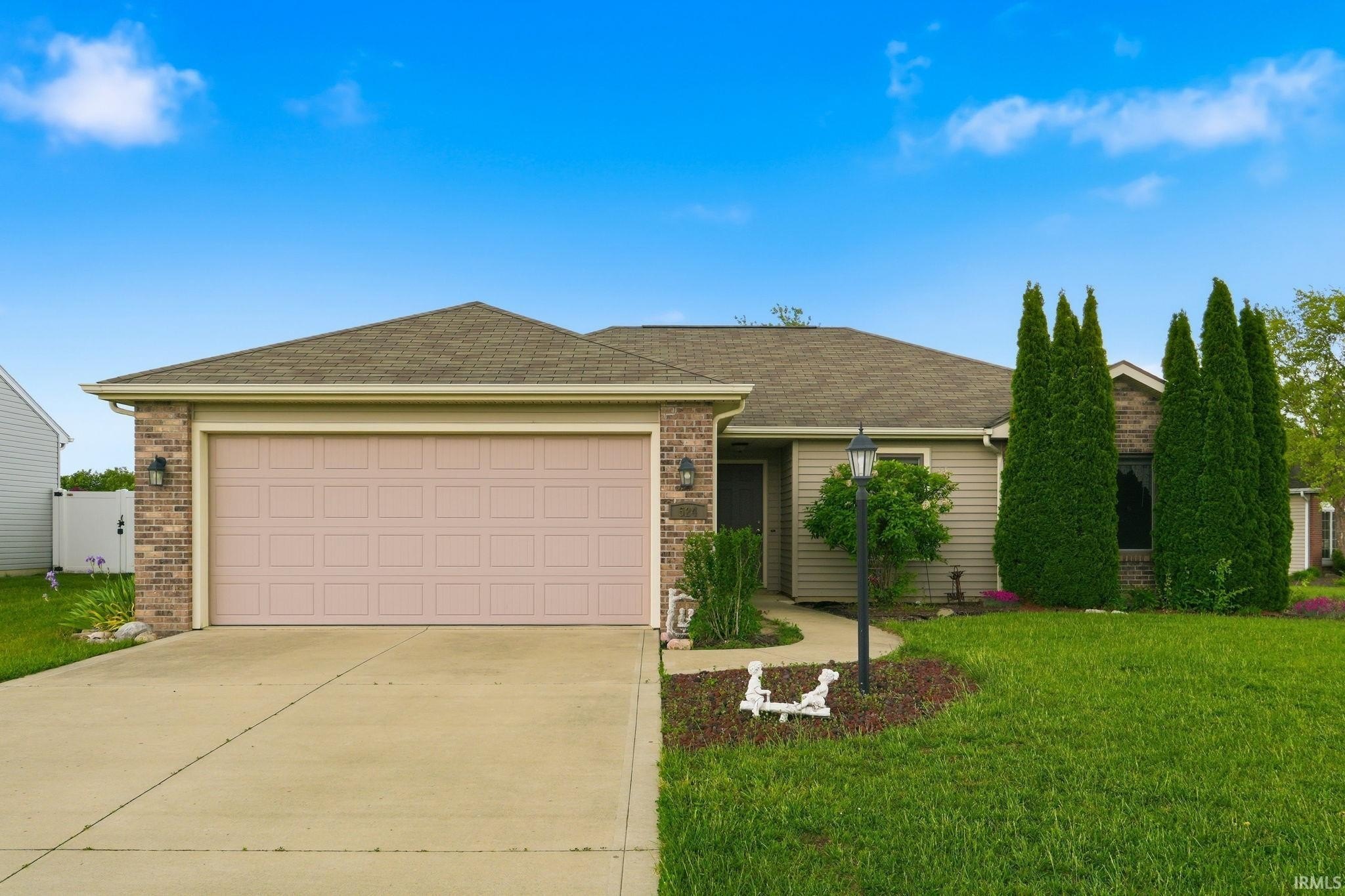 Single Family 3BR 2BA - 524 Union Station Drive, Fort Wayne, IN