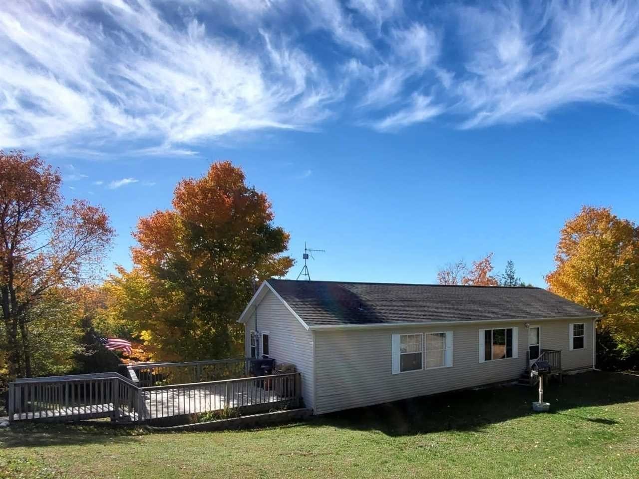 Single Family 4BR 2BA - 2535 Marion Center, Charlevoix, MI