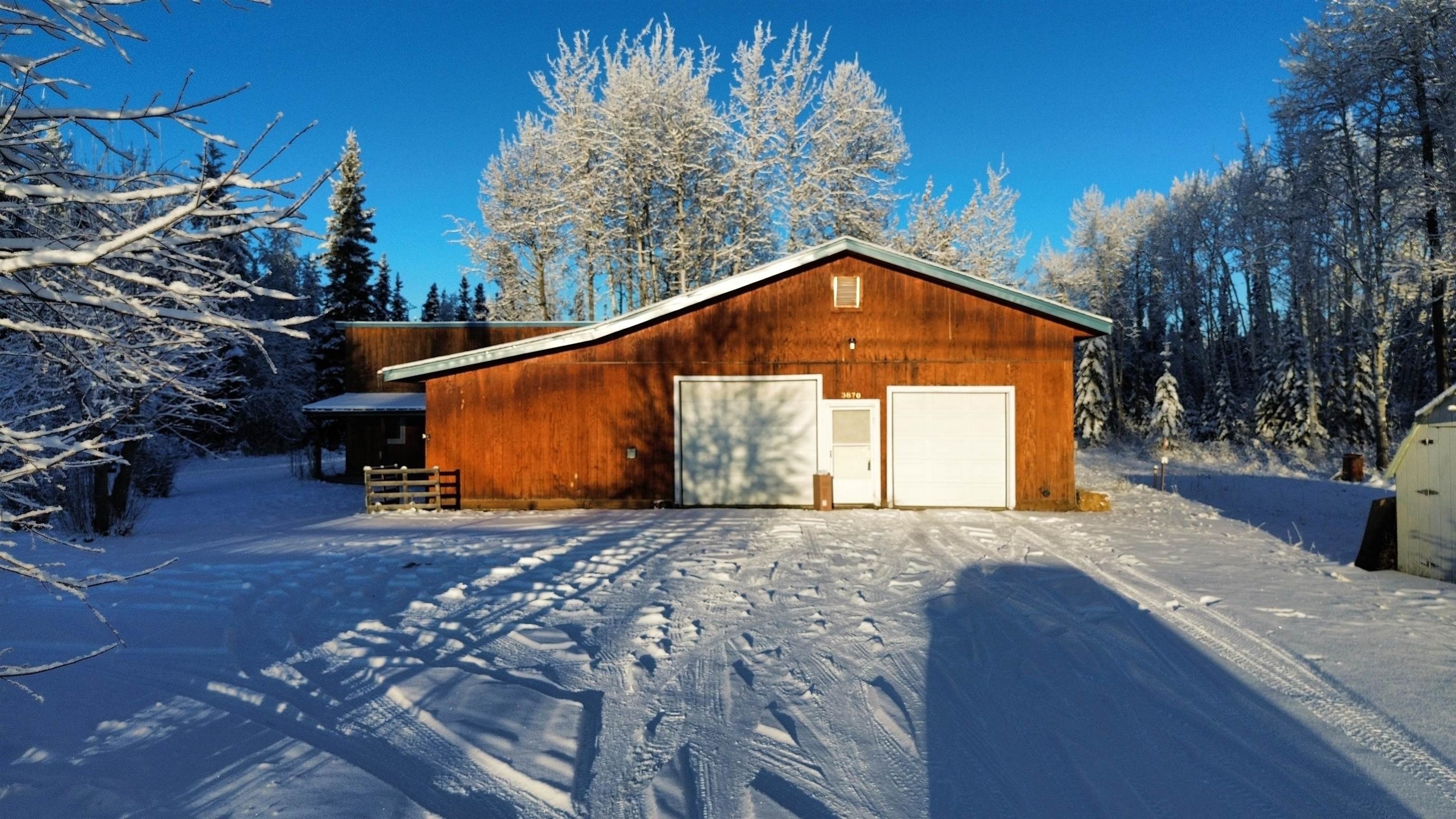 Single Family 3BR 2BA - 3870 PETER HAWK AVENUE, North Pole, AK
