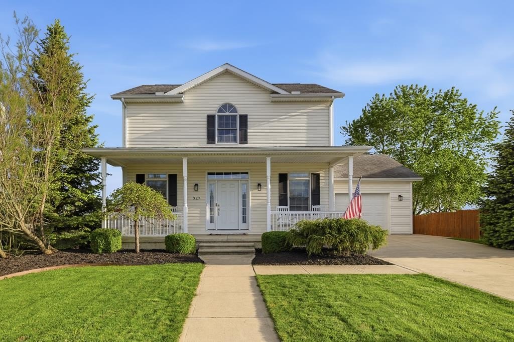 Single Family 3BR 4BA - 327 Waterford Place, Cardington, OH