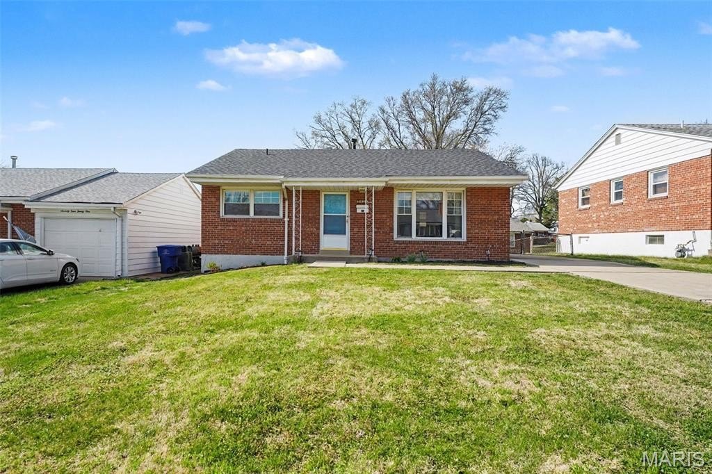 Single Family 3BR 1BA - 7417 Ray Avenue, St Louis, MO