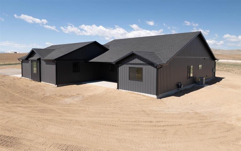 Single Family 3BR 2BA - 155 Road 20, Cody, WY