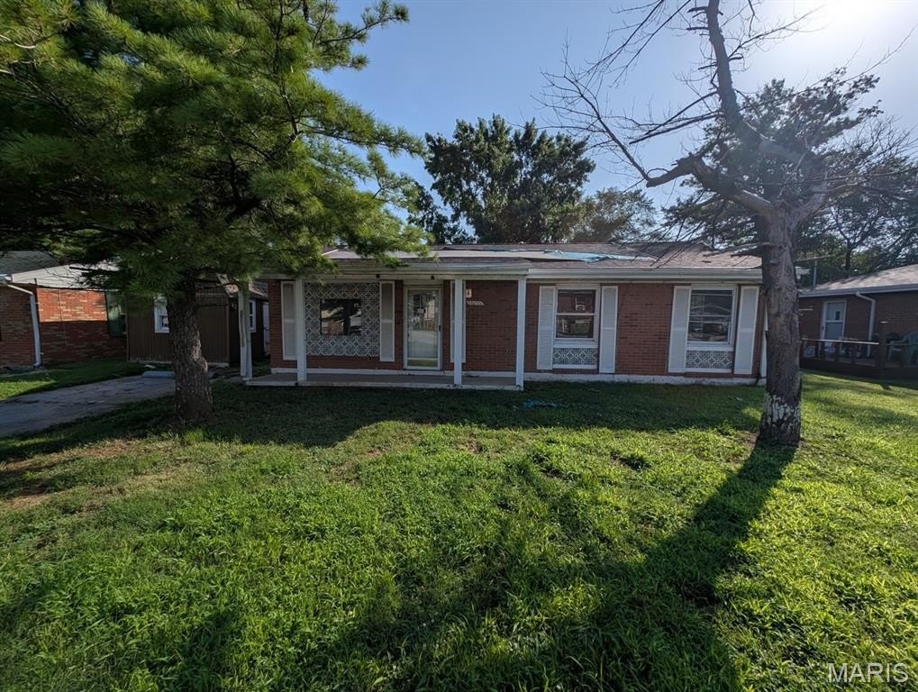 Single Family 3BR 1BA - 1611 Central Avenue, East St Louis, IL
