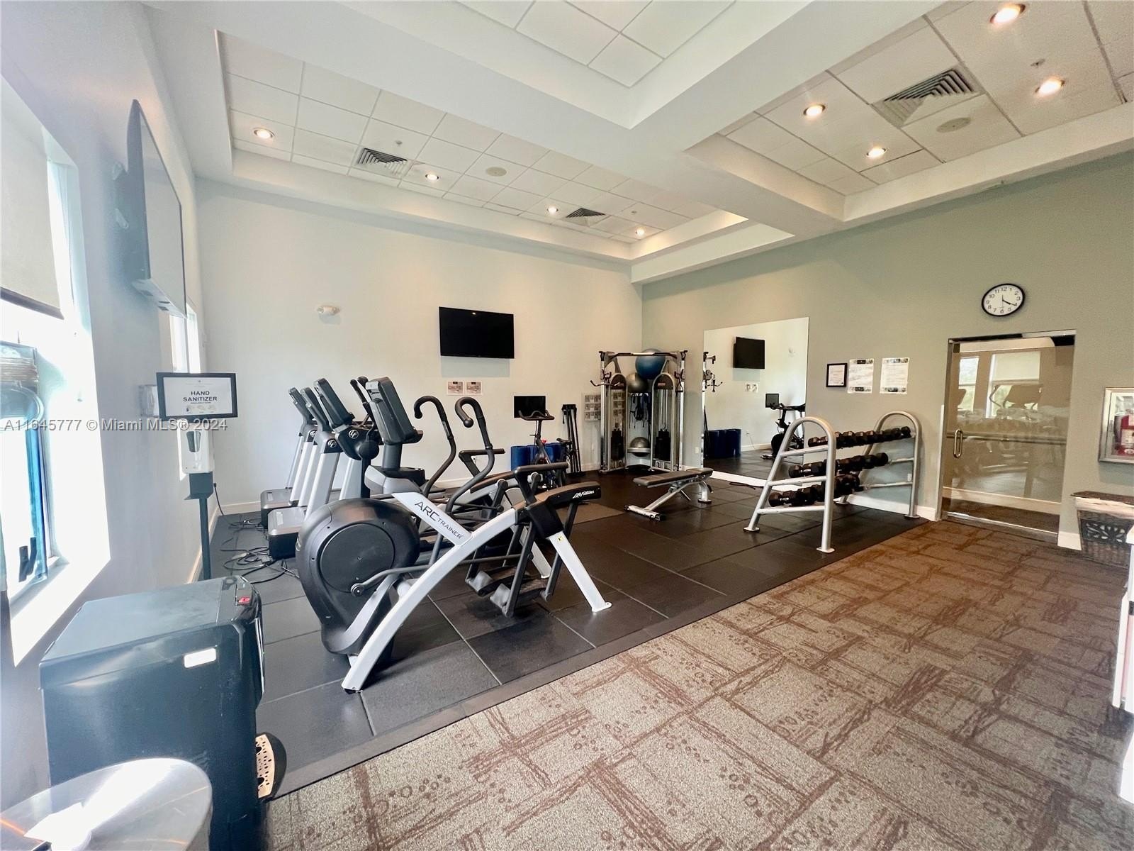 Condo 1BR 2BA - 5300 NW 87th Ave, Doral, FL