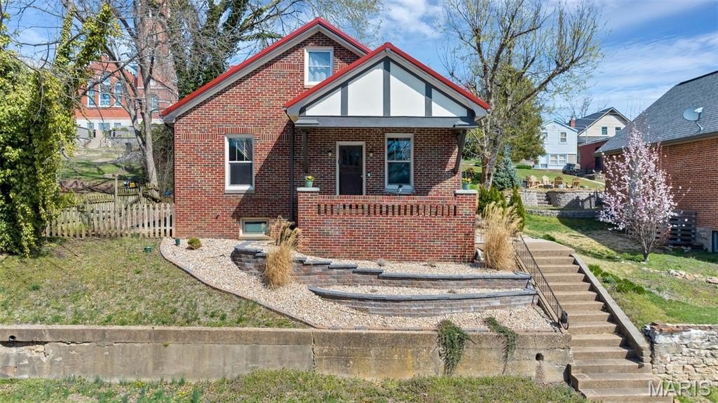 Single Family 2BR 2BA - 125 W 2nd Street, Hermann, MO