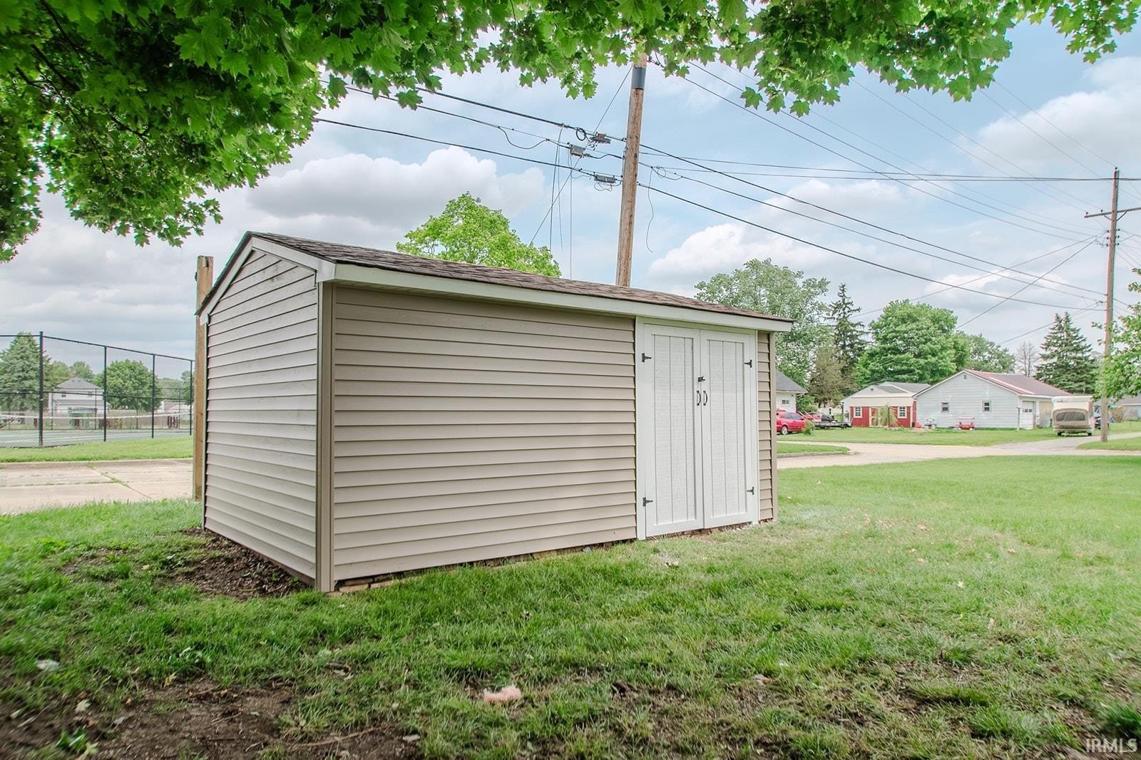 Single Family 4BR 3BA - 1450 E Market Street, Huntington, IN