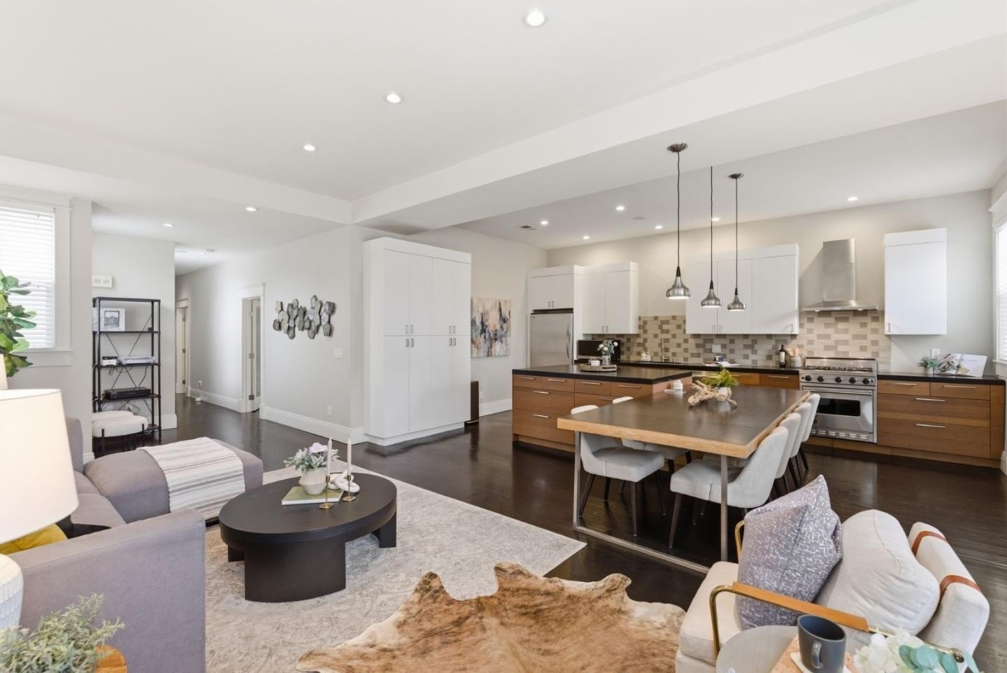 471 South Van Ness Ave  