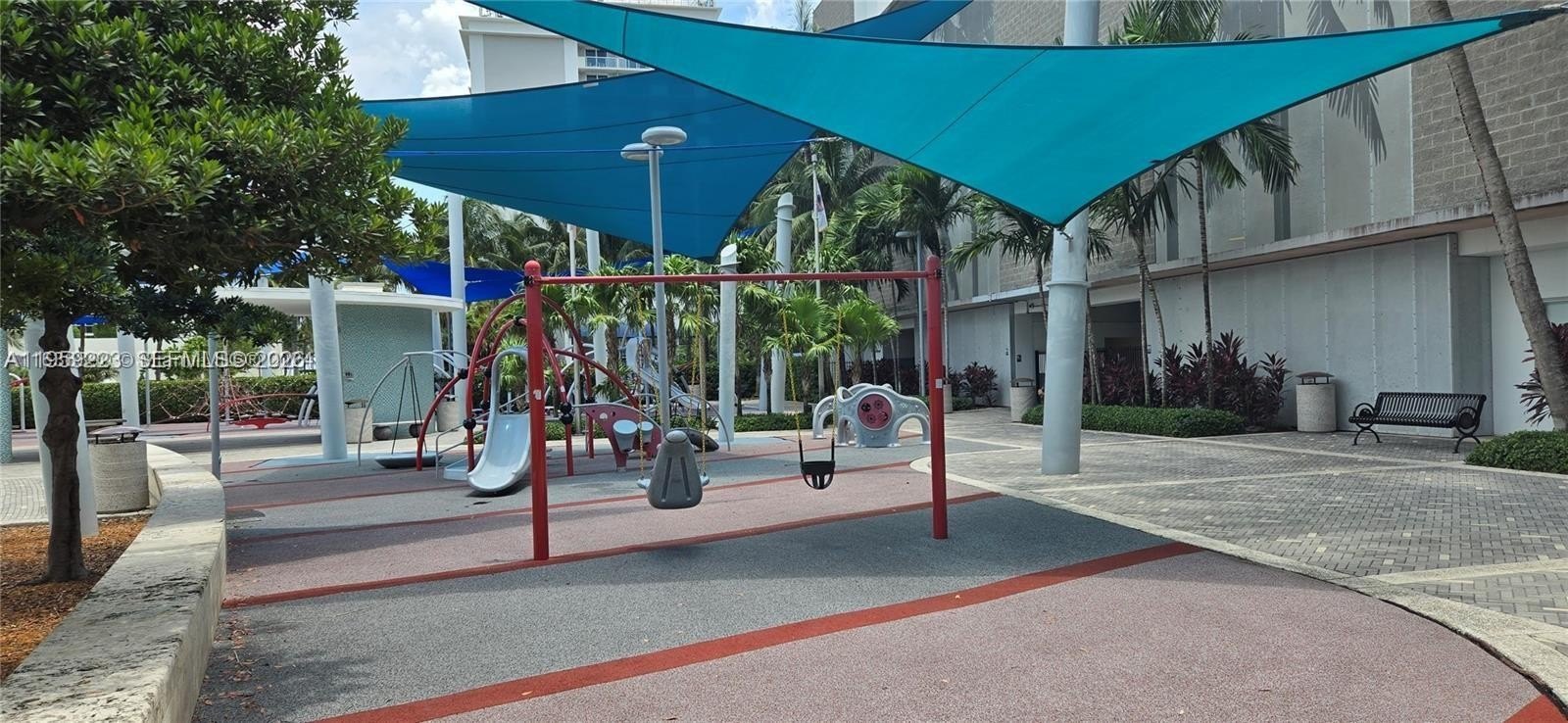 Condo 2BR 2BA - 19390 Collins Ave, Sunny  Isles  Beach, FL