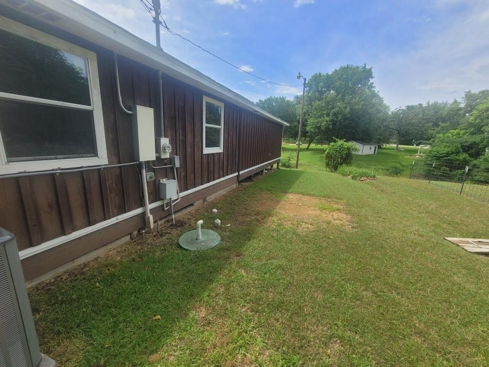 Single Family 2BR 2BA - 717 Midway Road, Tool, TX