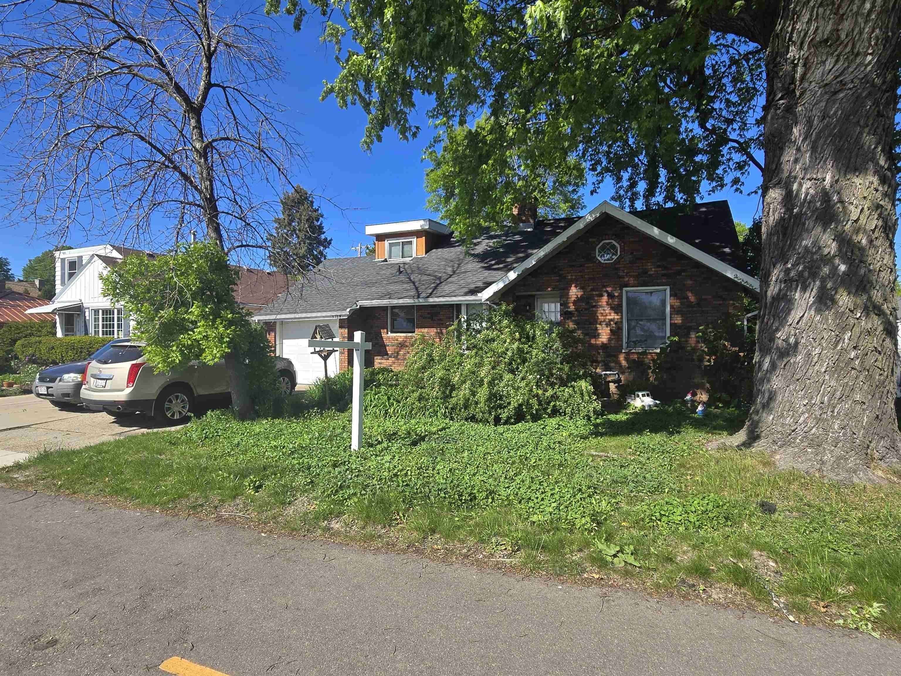 Single Family 3BR 2BA - 3718 Atwood Avenue, Madison, WI