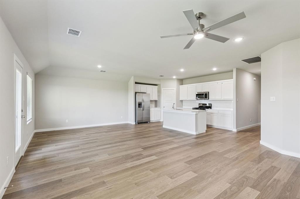 Single Family 4BR 2BA - 2134 Derby Drive, Seagoville, TX