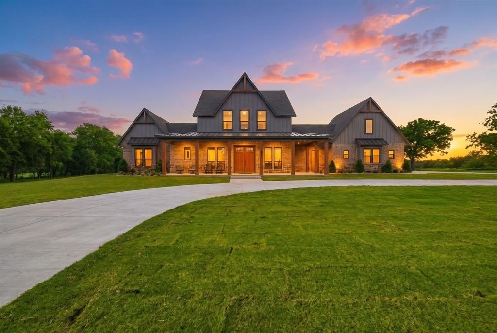 Single Family 4BR 3BA - 958 Cedar Mills Road, Gordonville, TX
