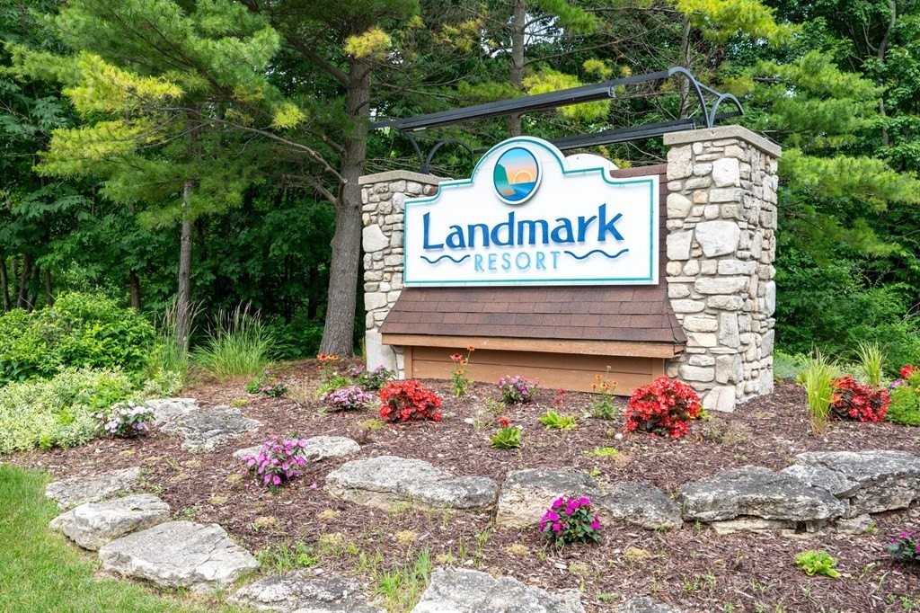 Condo 1BR 1BA - 4940 Landmark Cir, Town of Egg Harbor, WI