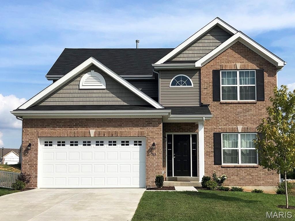 Single Family 4BR 3BA - 2 Royal II at Elkhorn Ridge Manors, Truesdale, MO