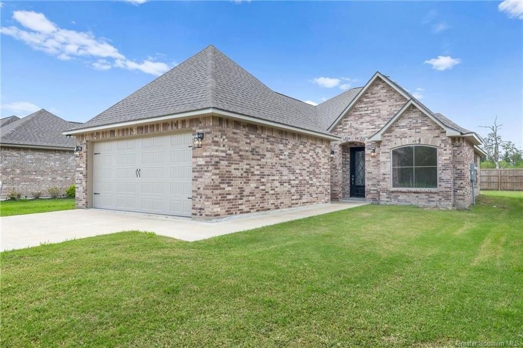 Single Family 3BR 2BA - 556 Sheila Drive, Sulphur, LA