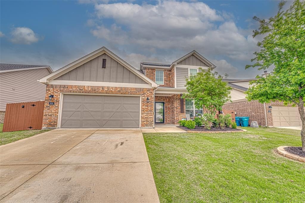 Single Family 4BR 3BA - 909 Gambel Drive, Sherman, TX