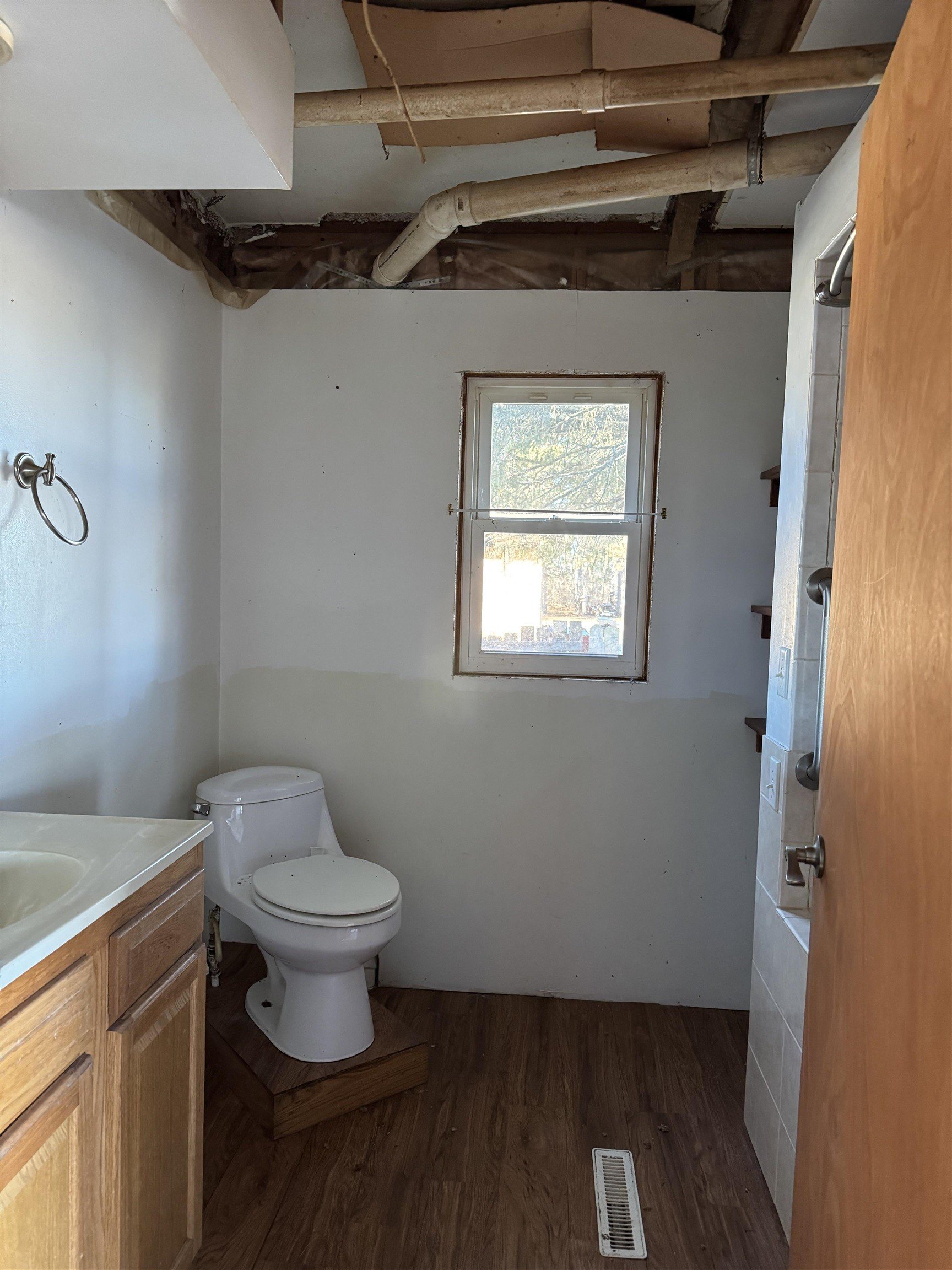 Single Family 1BA - W5774 N Island Drive, Endeavor, WI