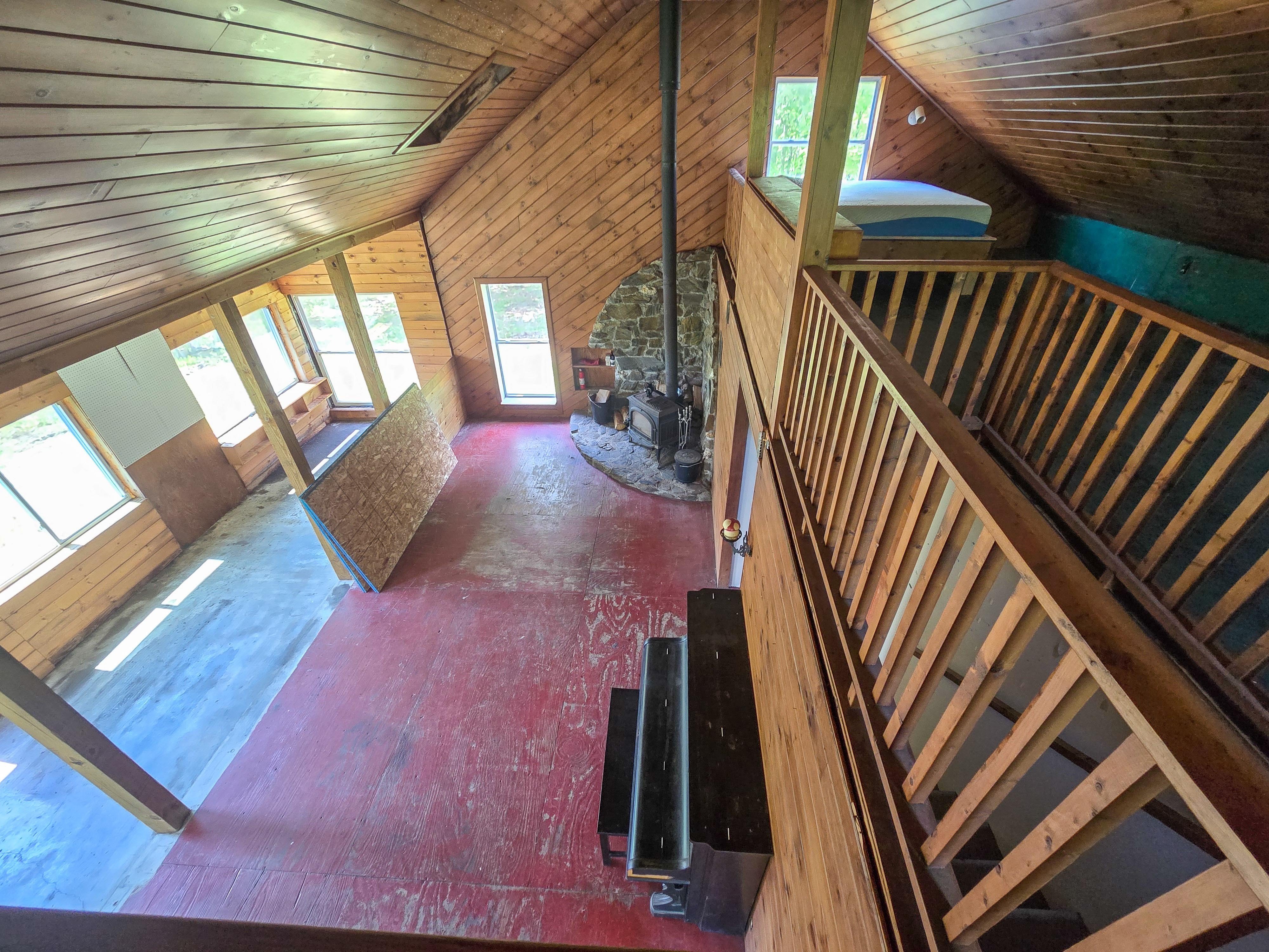 Single Family 2BR 1BA - 990 Daniels West Rd, Albany, VT