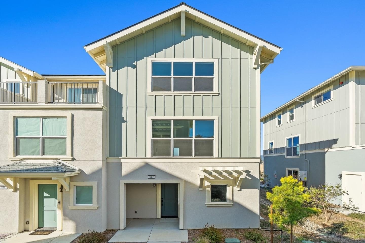 Single Family 3BR 4BA - 413 Annie DR, WATSONVILLE, CA