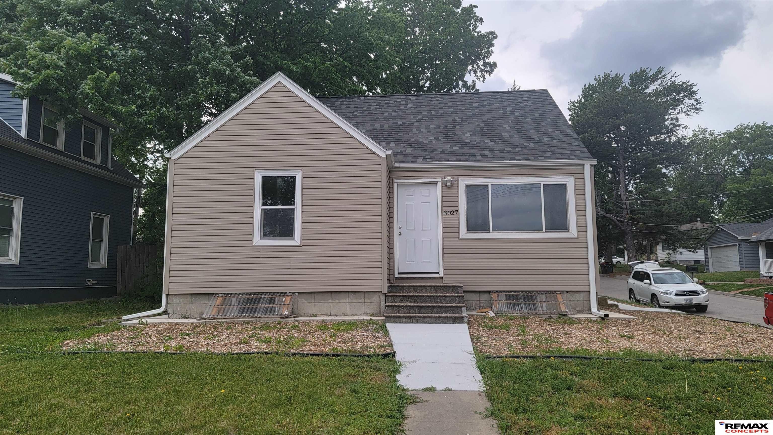 Single Family 3BR 2BA - 3027 S 48th Street, Lincoln, NE