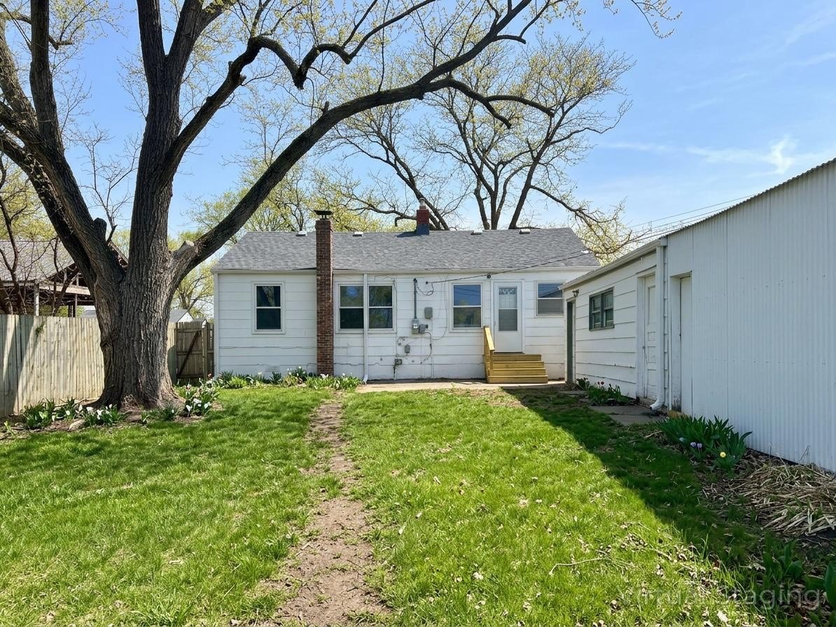 Single Family 3BR 1BA - 300 6th Street, Phillipsburg, KS