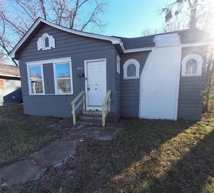 Single Family 3BR 2BA - 1222 W Morton Street, Denison, TX