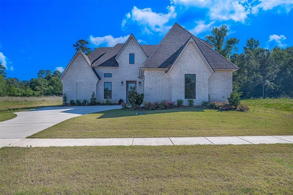 Single Family 4BR 3BA - 857 Walstonburg, Benton, LA