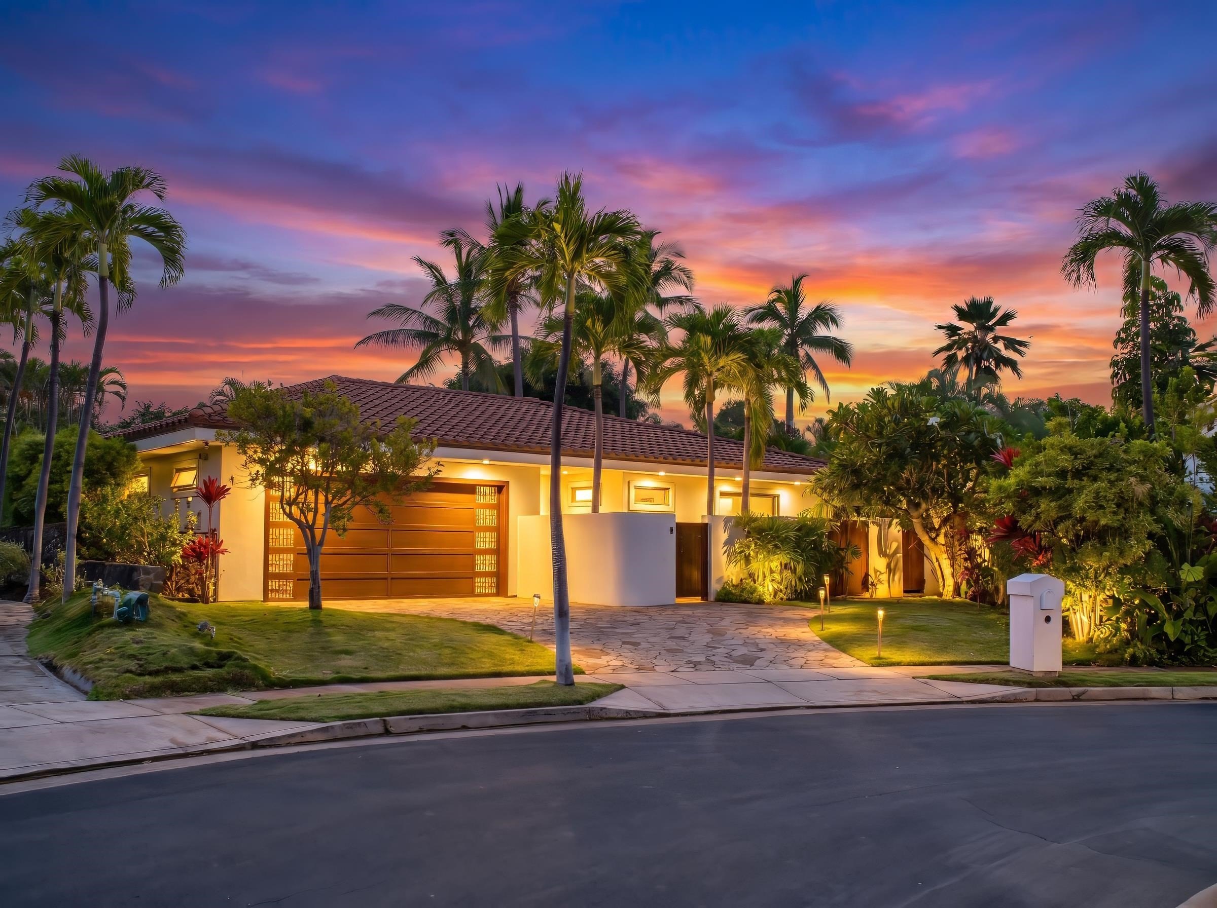 Single Family 3BR 4BA - 230 E Panana Pl, Kihei, HI