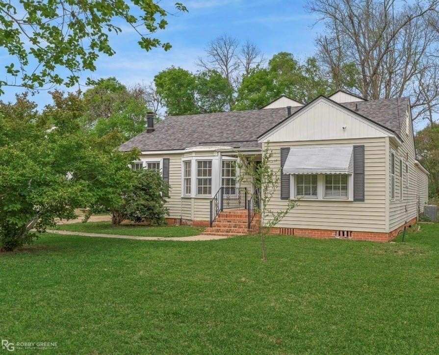 Single Family 4BR 3BA - 266 Carrollton Avenue, Shreveport, LA