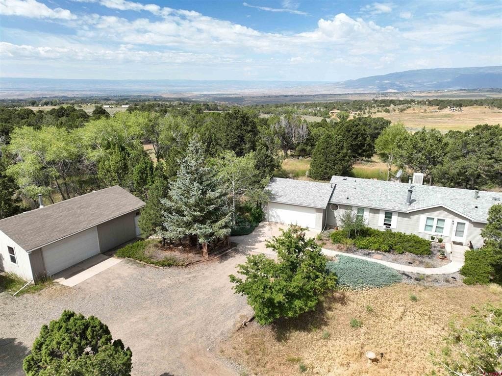 Single Family 4BR 2BA - 29501 P50 Road, Hotchkiss, CO