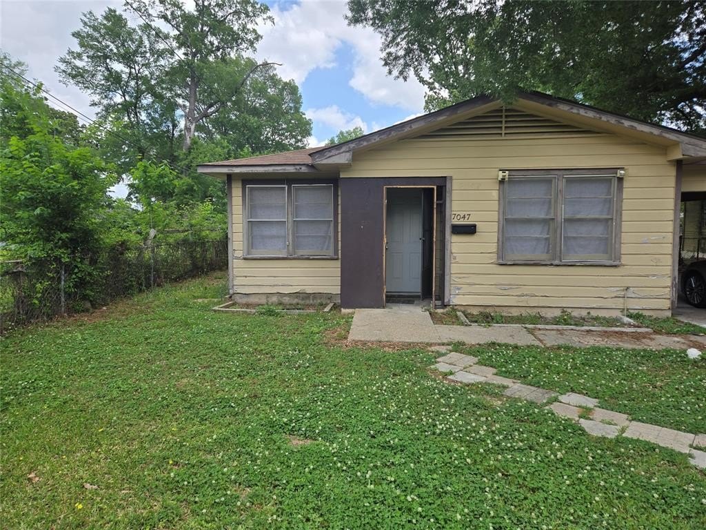 Single Family 3BR 2BA - 7047 Suntan Street, Shreveport, LA
