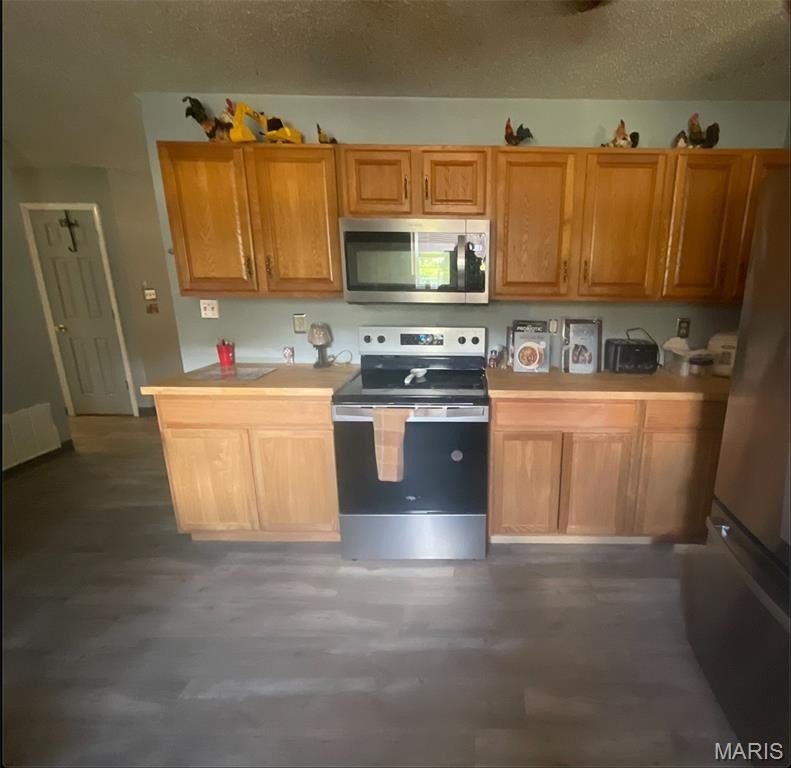 Single Family 3BR 3BA - 1880 Mary Street, Scott City, MO