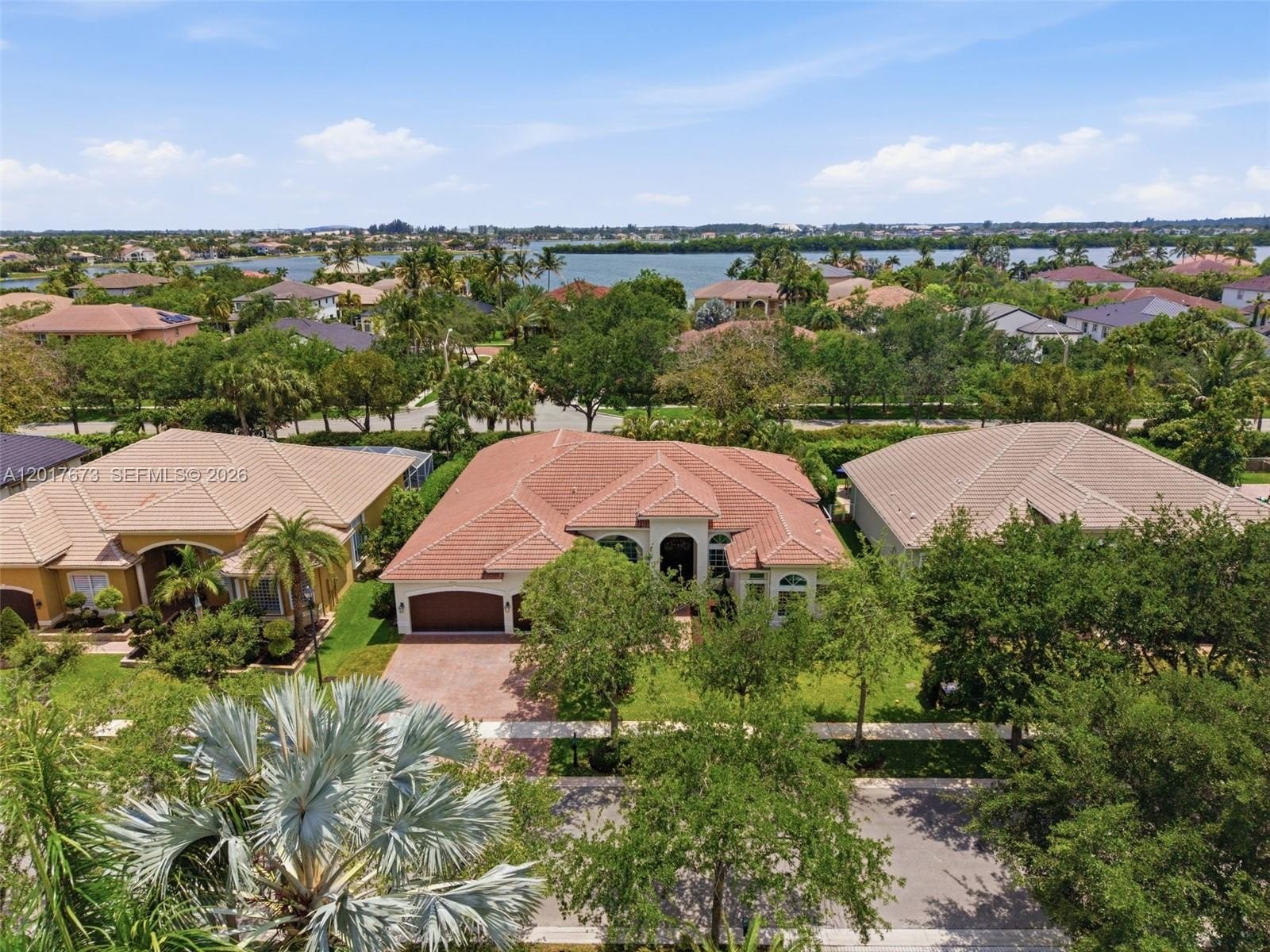 Single Family 5BR 4BA - 18700 SW 39th Ct, Miramar, FL