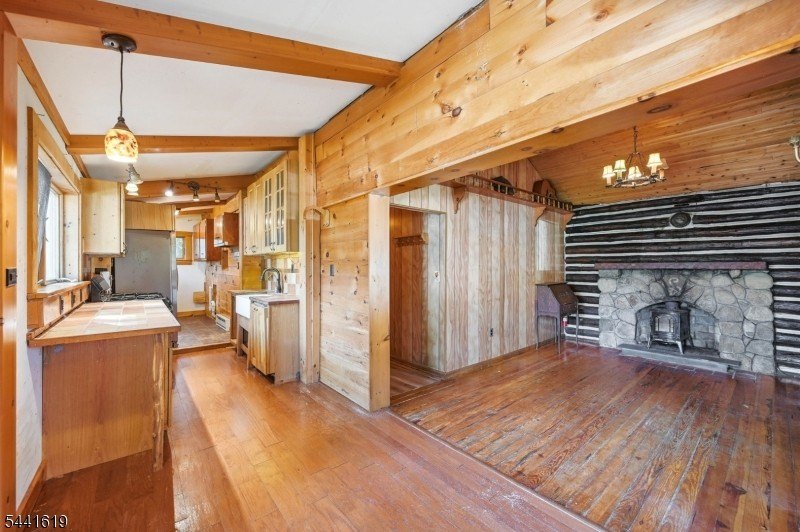 Single Family 2BR 1BA - 16 Allegheny Ave, West Milford Twp., NJ