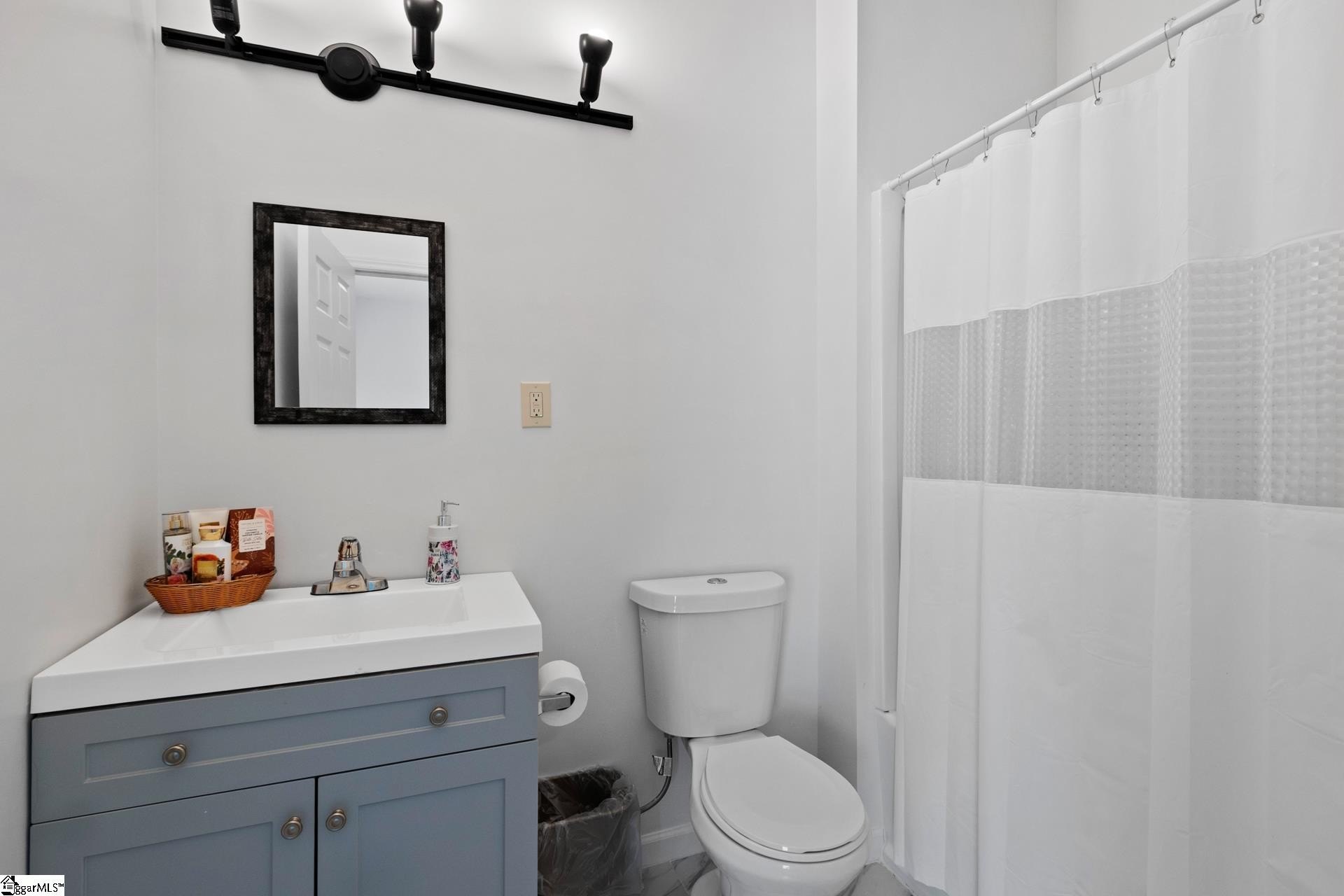 Other 3BR 2BA - 904 W Hampton Street, Laurens, SC