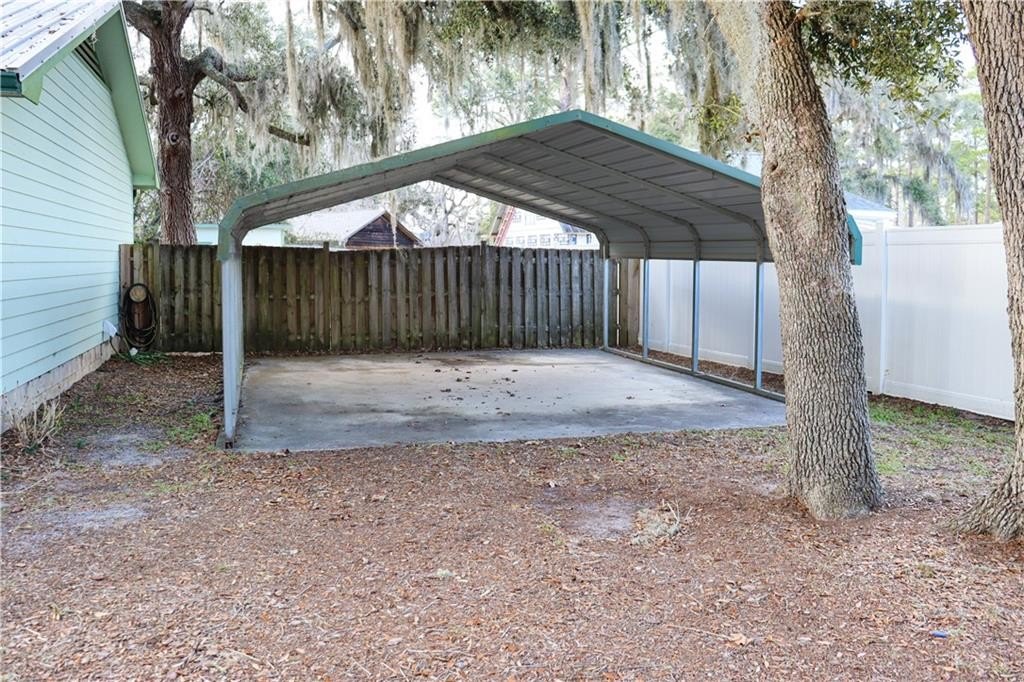 621 Dallas Cir