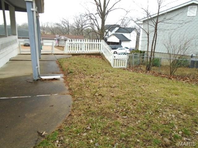 Single Family 2BR 2BA - 3820 N Barrington Court, Arnold, MO