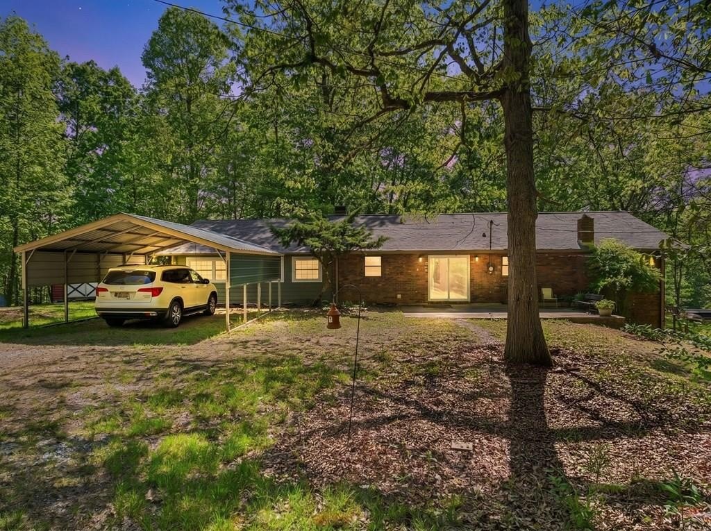 Single Family 3BR 2BA - 401 Guest Lane, Hayesville, NC