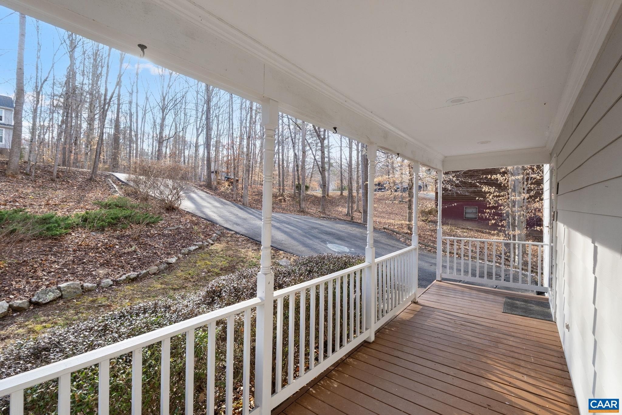 Single Family 4BR 3BA - 11 HOLLY CIR, PALMYRA, VA
