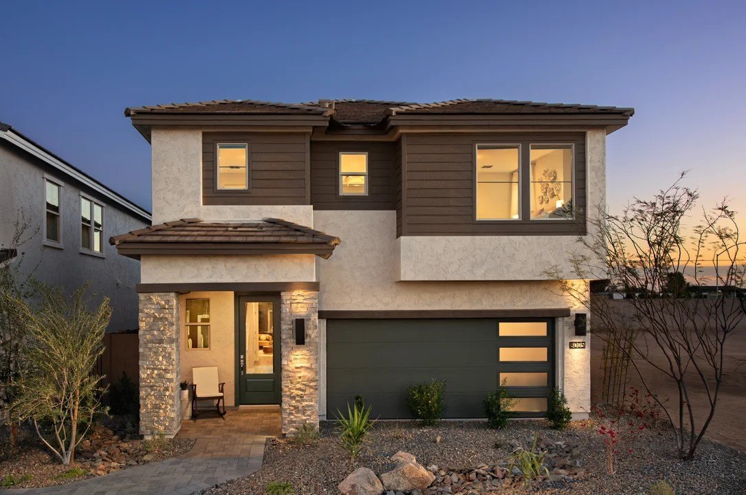 8023 W ROYAL PALM Rd  