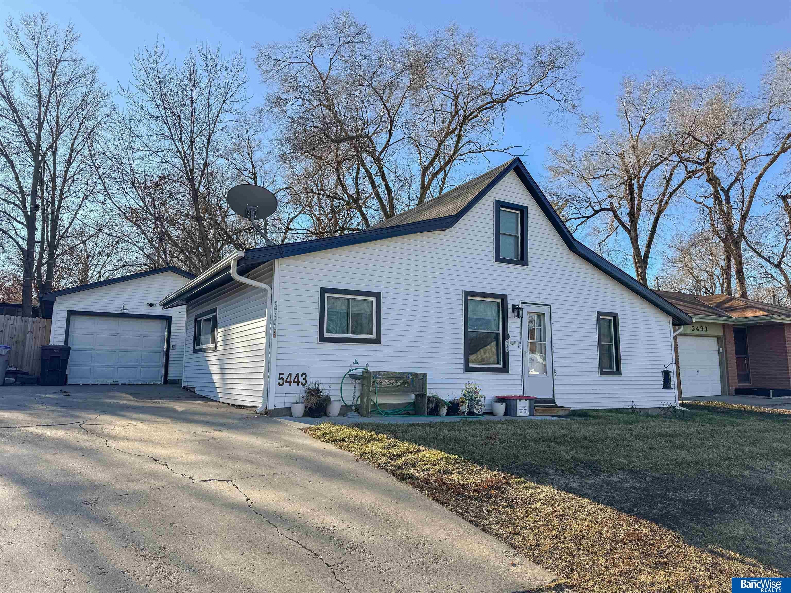 Single Family 4BR 2BA - 5443 Pioneers Boulevard, Lincoln, NE